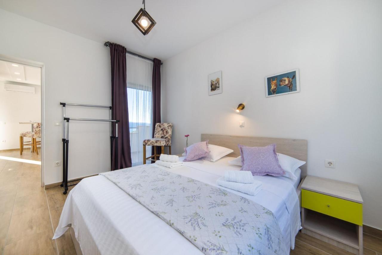 Apartment Maris Makarska Chambre photo